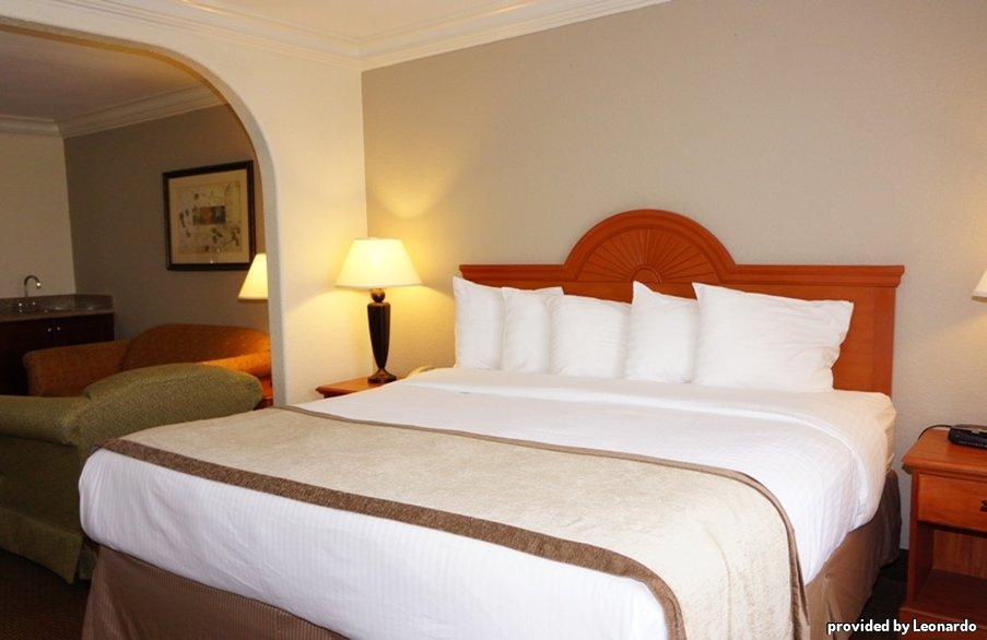 Galliano Best Western Isabelle Court מראה חיצוני תמונה
